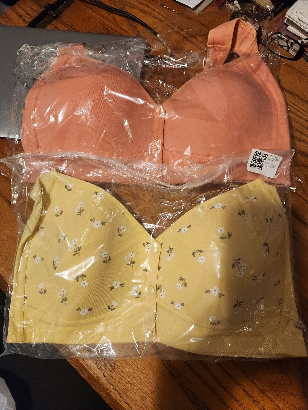 Daisy Two-Pack Smooth Peach Bra & Yellow Floral Bra
